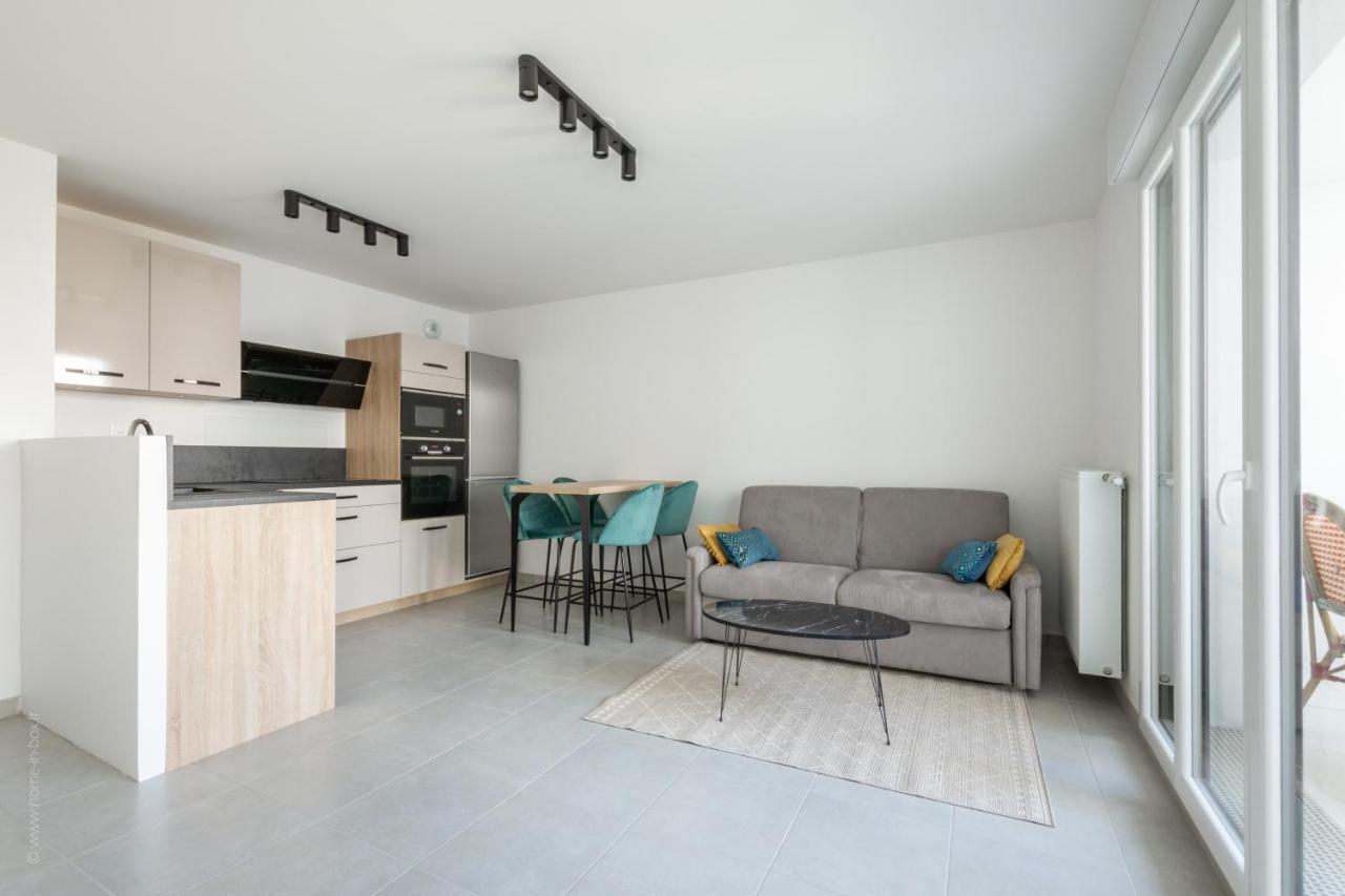 Dans Le Pre By Plaza Apartment Chessy  Exterior photo